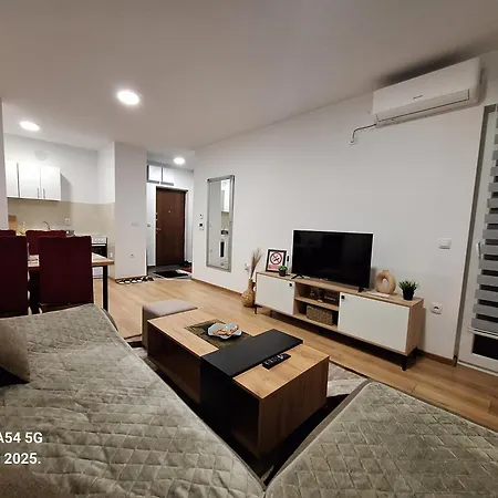 Stan Na Dan Uno Apartamento
