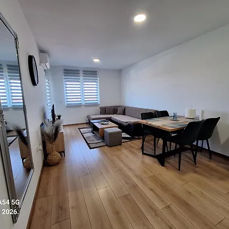 Stan Na Dan Uno Apartamento Modrica
