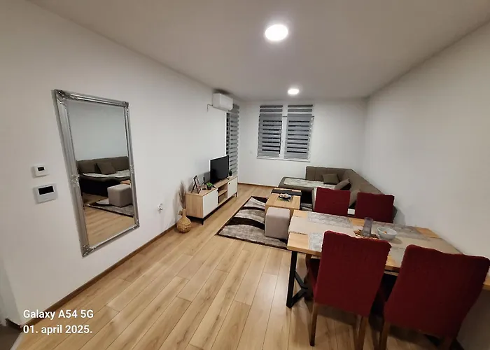 Apartment Stan Na Dan Uno *